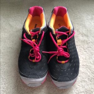 NEVER WORN black Reebok DMX SKY sneakers